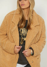 Load image into Gallery viewer, Hammill &amp; Co RODEO SUPER LIGHT TEDDY COAT || Natural