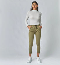 Load image into Gallery viewer, ACTIVE Jeans || KHAKI